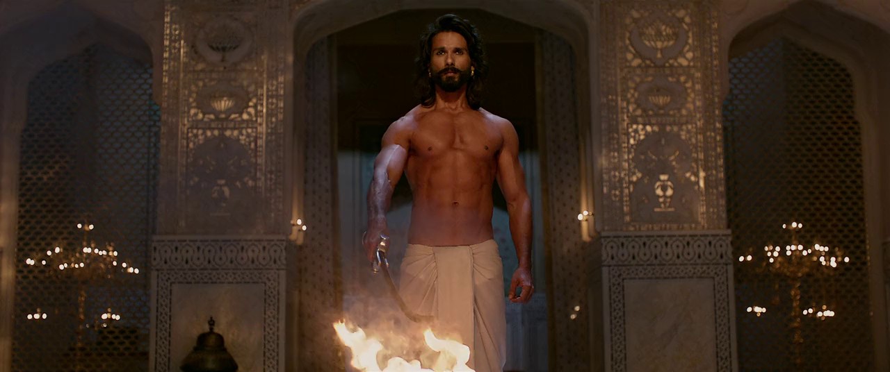 Padmaavat (2018) BluRay Hindi 720p x264 AVC AAC 2.0 ESub.mkv.0004